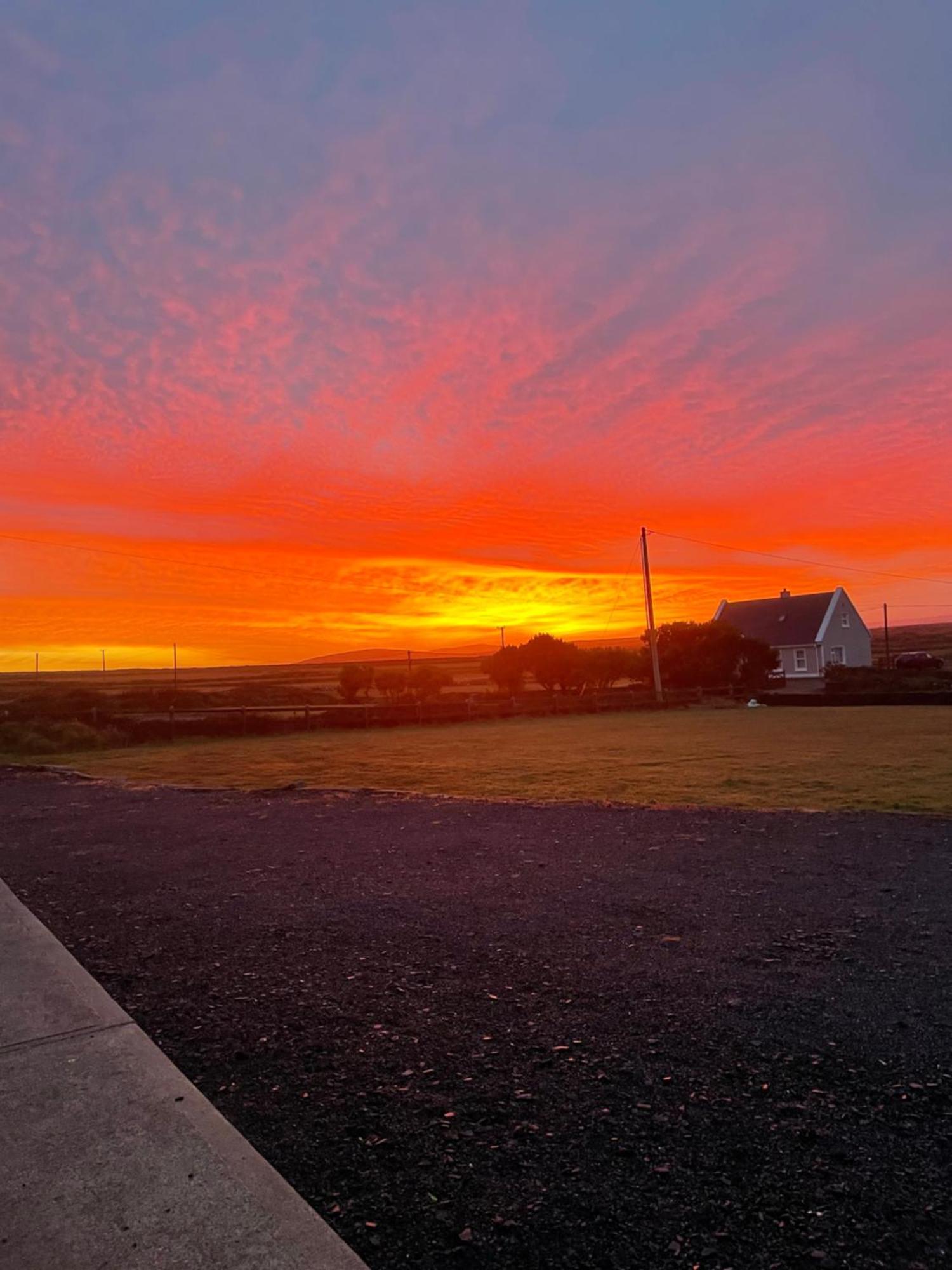 Cois Na Mara Eire Code V15 T677 Bed & Breakfast Derrynadivva Екстериор снимка